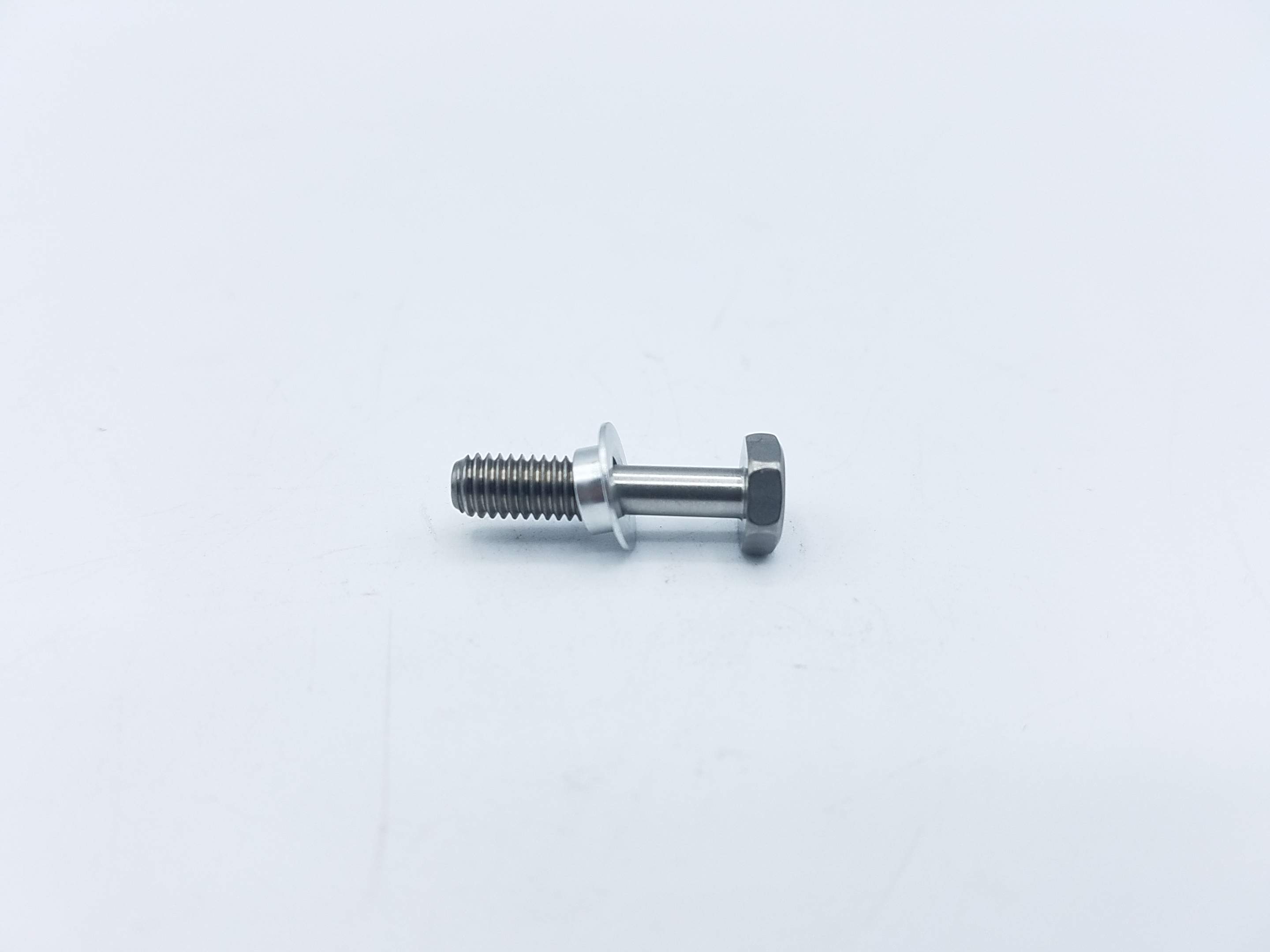 رسم  من رقم المخزون الوطني 5305-01-504-1938